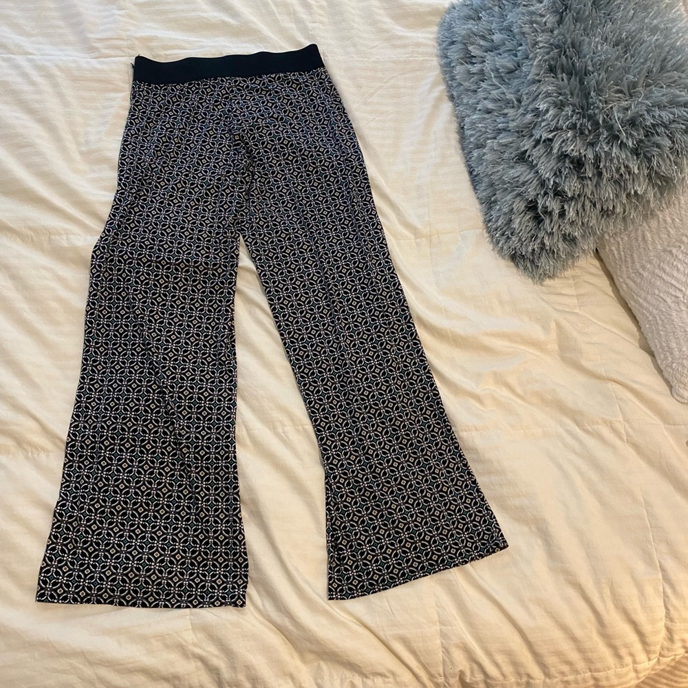 White House Black Market pants